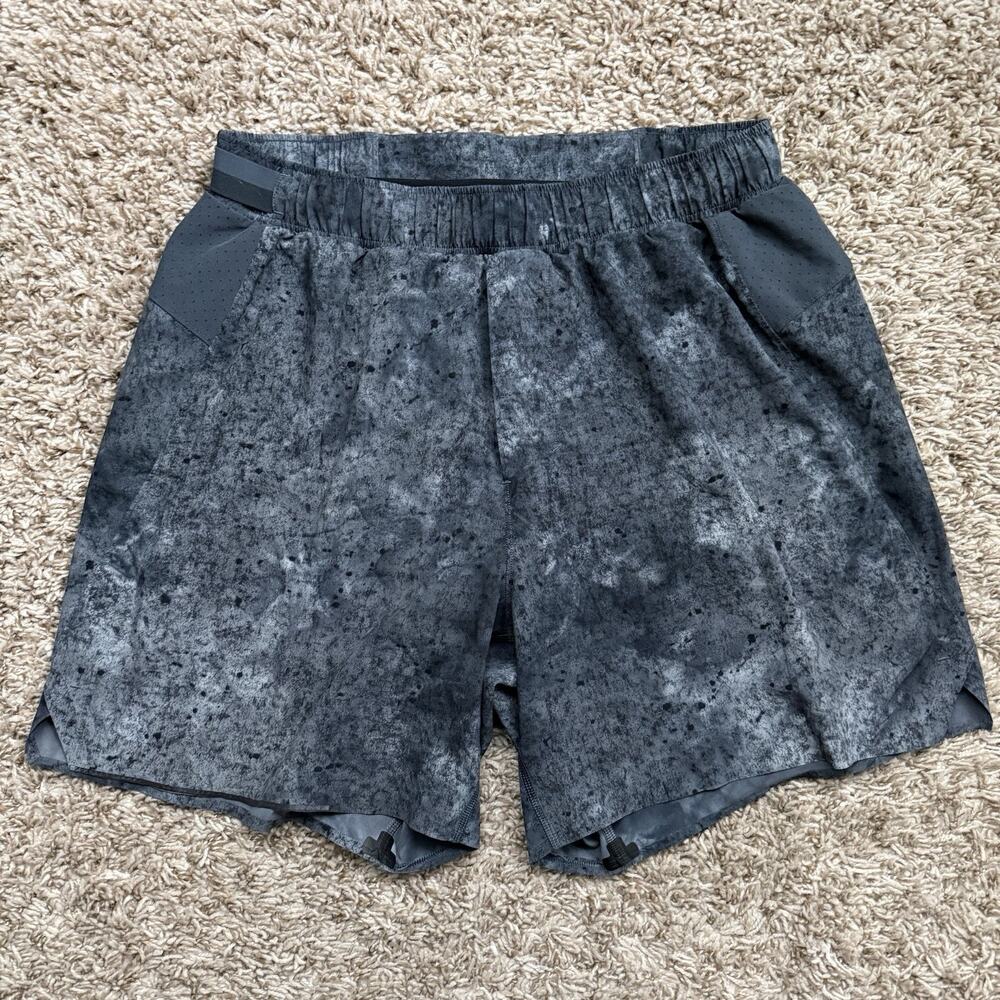 LuluLemon Surge Running Shorts Athletic Gym Men’s Size Medium 5” Inseam Grey